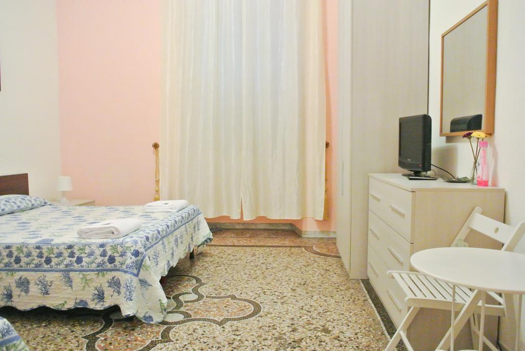 Guest House Hellokitty Рим Екстер'єр фото
