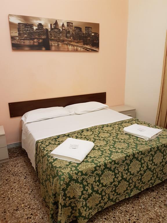Guest House Hellokitty Рим Екстер'єр фото
